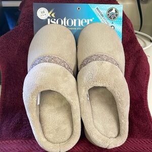 Women’s Slippers